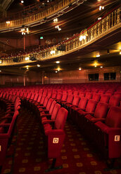 Seats in empty theater auditorium - CAIF18773