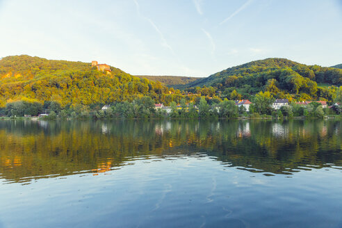 Österreich, Niederösterreich, St. Andrä-Woerdern, Greifenstein, Burg Greifenstein und Donau - AIF00453