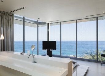 Modern bedroom with ocean view - CAIF19940