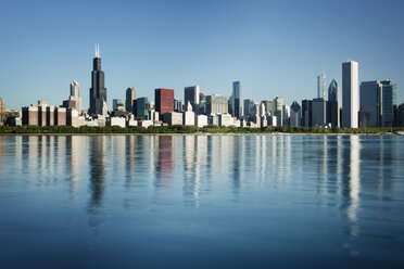 Cityscape by Lake Michigan against clear sky - CAVF18450