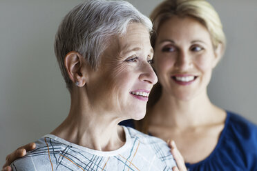 Daughter consoling mother in hospital - CAVF21044