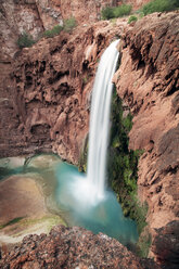 Aussicht auf die Havasu Falls im Grand Canyon National Park - CAVF25168