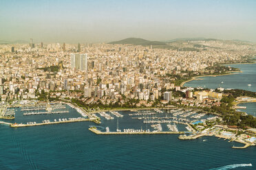 Türkei, Luftaufnahme des asiatischen Teils von Istanbul - TAMF00982