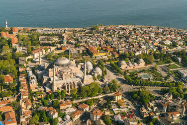 Türkei, Istanbul, Luftaufnahme der Hagia Sofia Moschee - TAMF00988