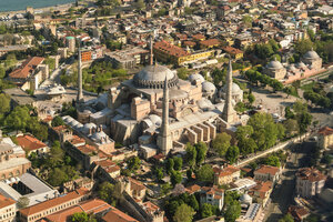 Türkei, Istanbul, Luftaufnahme der Hagia Sofia Moschee - TAMF00989