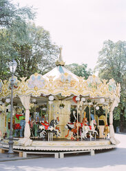 Carousel horse in amusement park - FOLF00546