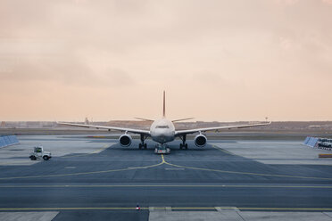 Airplane on runway at dusk - FOLF00617