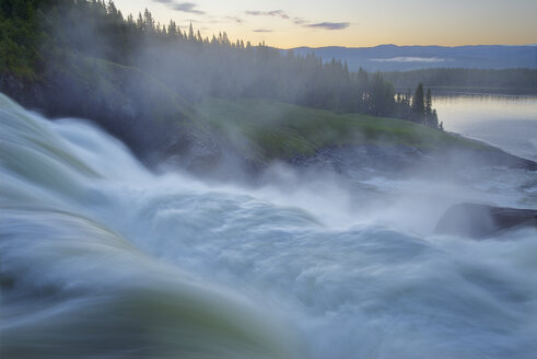 Tannforsen-Wasserfall - FOLF01004