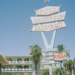 Motelschild am Las Vegas Boulevard - FOLF01066