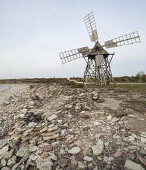 Wooden windmill - FOLF02008