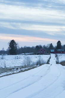 Bauernhof im Winter - FOLF02024