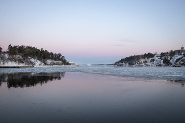 Sonnenuntergang am Meer im Winter - FOLF02268