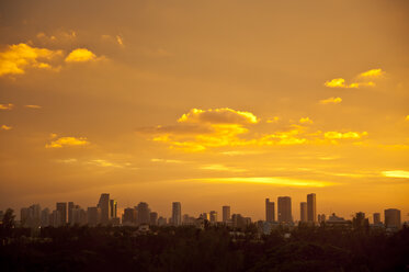 Stadtbild von Miami bei Sonnenuntergang - FOLF02398