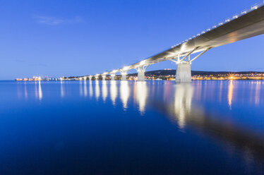 Bridge at night - FOLF03380
