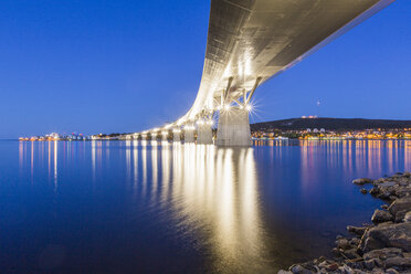 Bridge at night - FOLF03381