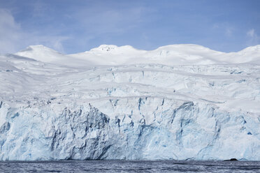 Aussicht auf Gletscher und Meer gegen den Himmel - CAVF31074