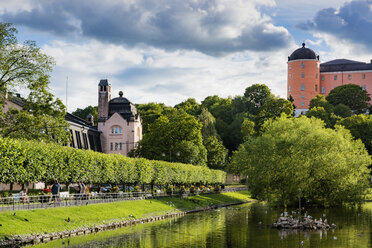 Park with pond in Uppsala, Sweden - FOLF03773