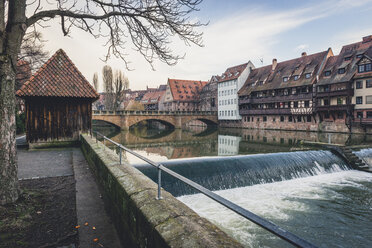 Deutschland, Bayern, Nürnberg, Altstadt, Pegnitz und Maxbrücke - KEBF00795