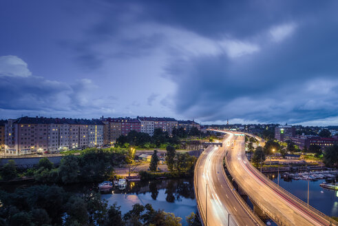 Erhöhte Ansicht einer Brücke in Stockholm - FOLF04385