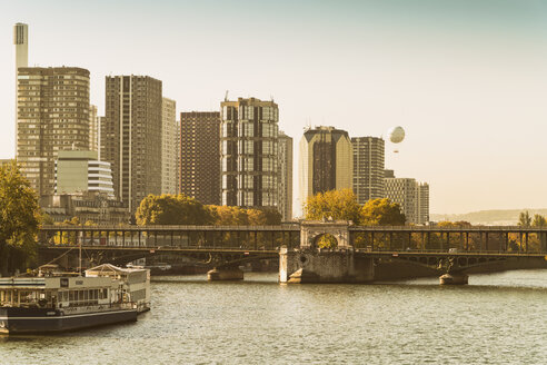 France, Paris, view to quarter Grenelle at Rive Gauche - TAMF01000