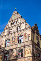 Deutschland, Baden-Württemberg, Konstanz, Altstadt, Fassade des Hotel Graf Zeppelin, Freskomalerei - WDF04552