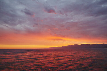 Seascape at Santa Monica Beach at sunset - FOLF05755