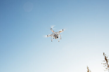 Drohne am Himmel - FOLF06377
