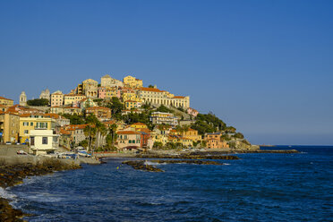 Italy, Liguria, Riviera di Ponente, Imperia, townscape in the evening light - LBF01876