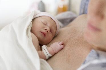 Cute newborn baby boy with mother in hospital - CAVF32923