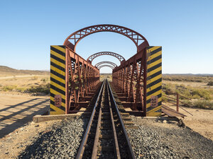 Afrika, Namibia, Eisenbahnbrücke, Eisenbahnstrecke - RJF00738