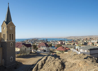 Afrika, Namibia, Lüderitz, Stadtansicht, Felsenkirche - RJF00749