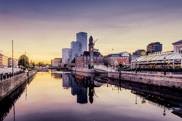 Malmo Live Concert Hall and canal at sunset - FOLF06765