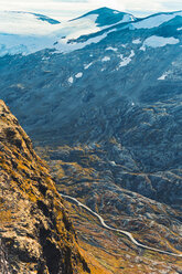 Blick auf die Landschaft in More og Romsdal, Norwegen - FOLF07925