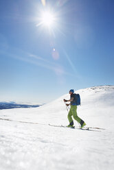 Skier in winter landscape - FOLF07957