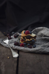 Pfannkuchen auf dem Tisch - FOLF08132