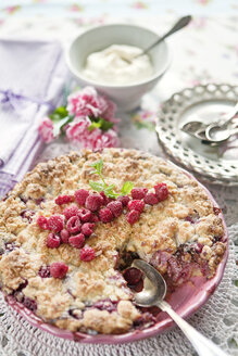 Streusel aus Walderdbeeren - FOLF08648