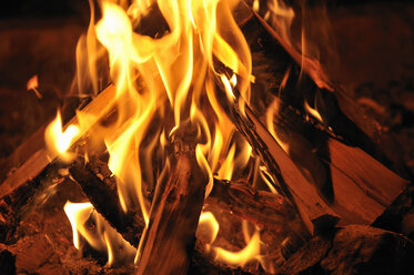 Close up view of bonfire - FOLF09602