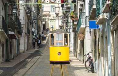 Portugal, Lisbon, Bairro Alto, Elevador da Bica, yellow cable railways - TAMF01014