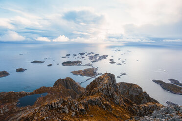 Norwegen, Lofoten-Inseln, Henningsvaer - WVF00993