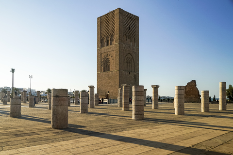 Marokko, Rabat, Blick auf den Hassan-Turm, lizenzfreies Stockfoto