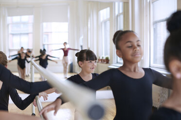 Ballerinas practicing in studio - CAVF36102