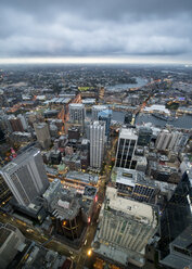 Australien, New South Wales, Sydney, Darling Harbour am Abend - MKFF00343