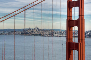 USA, California, San Francisco, Golden Gate Bridge - MKFF00347
