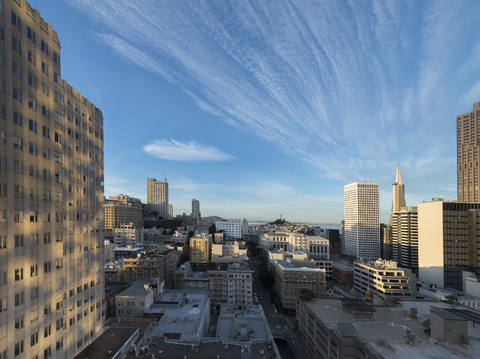 USA, Kalifornien, San Francisco, Chinatown, Finanzviertel, Coit Tower, lizenzfreies Stockfoto