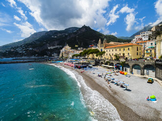 Italy, Campania, Sorrento Peninsula, Amalfi Coast, Amalfi with cathedral - AMF05699