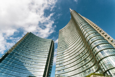 Italy, Lombardy, Milan, Piazza Gae Aulenti with the Unicredit tower and shopping center - TAM01037