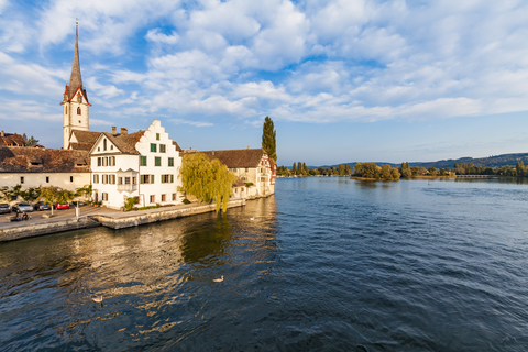 Schweiz, Kanton Schaffhausen, Stein am Rhein, Bodensee, Rhein, Altstadt, St. Georgs-Stift, lizenzfreies Stockfoto