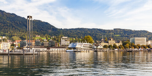 Austria, Vorarlberg, Bregenz, Lake Constance, Harbour with tourboat, Kunsthaus Bregenz in the background - WDF04626