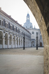 Germany, Saxony, Dresden, Dresden Frauenkirche, stable yard - ASCF00859