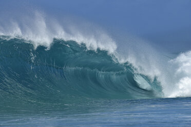 USA, Hawaii, Oahu, wave - RUEF01856